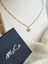Kette "mit zwei Buchstaben"