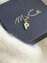 Kette "mit zwei Buchstaben"