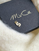 Kette "mit zwei Buchstaben"