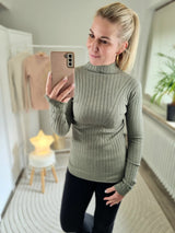 Feinstrickpullover „Liebesgöttin" Stehkragen