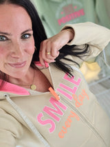 Hoodiemantel "Smile everyday"