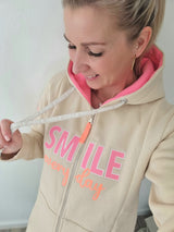 Hoodiemantel "Smile everyday"