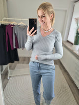 Feinstrickpullover „Liebesgöttin" V-Ausschnitt