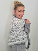 Dreieckstuch "Paisley-Fransen"